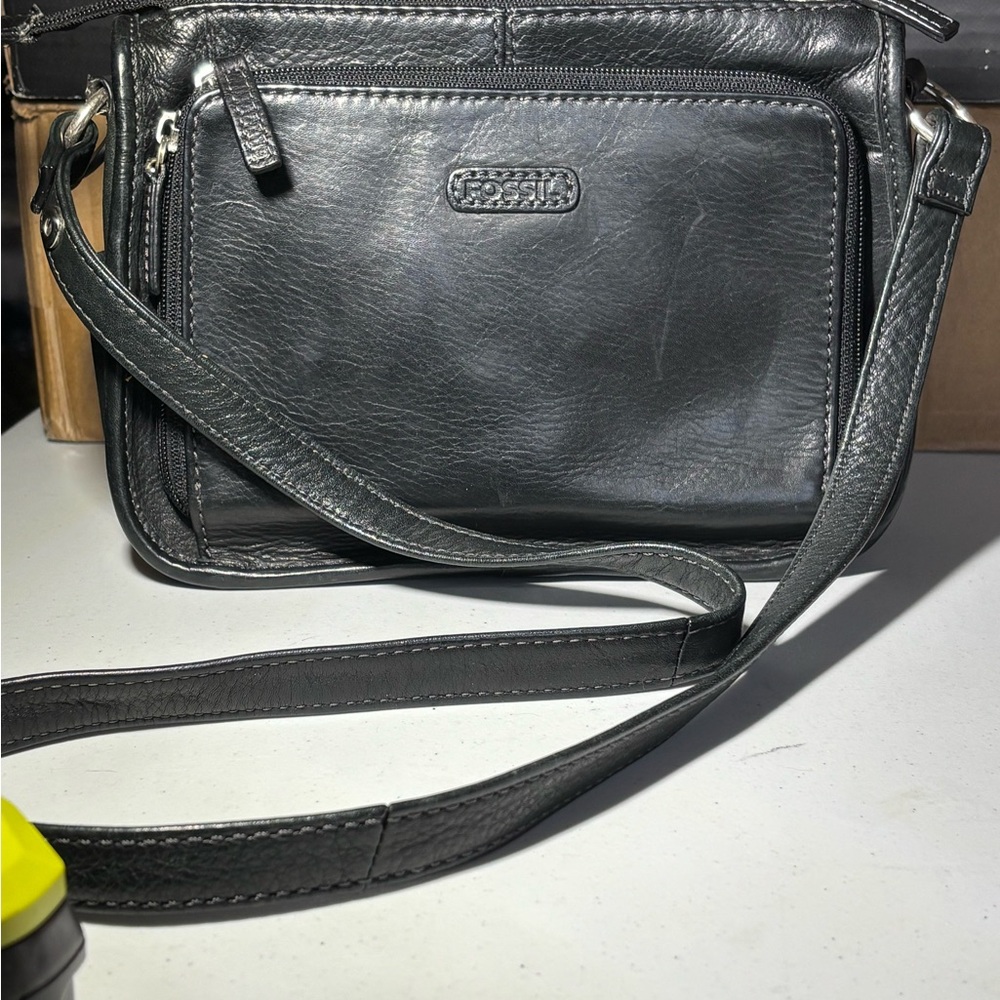 🎉SALE🎉 Fossil Black Leather Shoulder Bag
